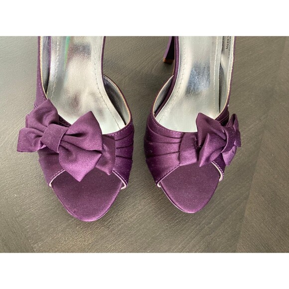 David’s Bridal Purple Satin Peep Toe Heels with Bow Size 8.5 Special Occasion - Picture 3 of 6